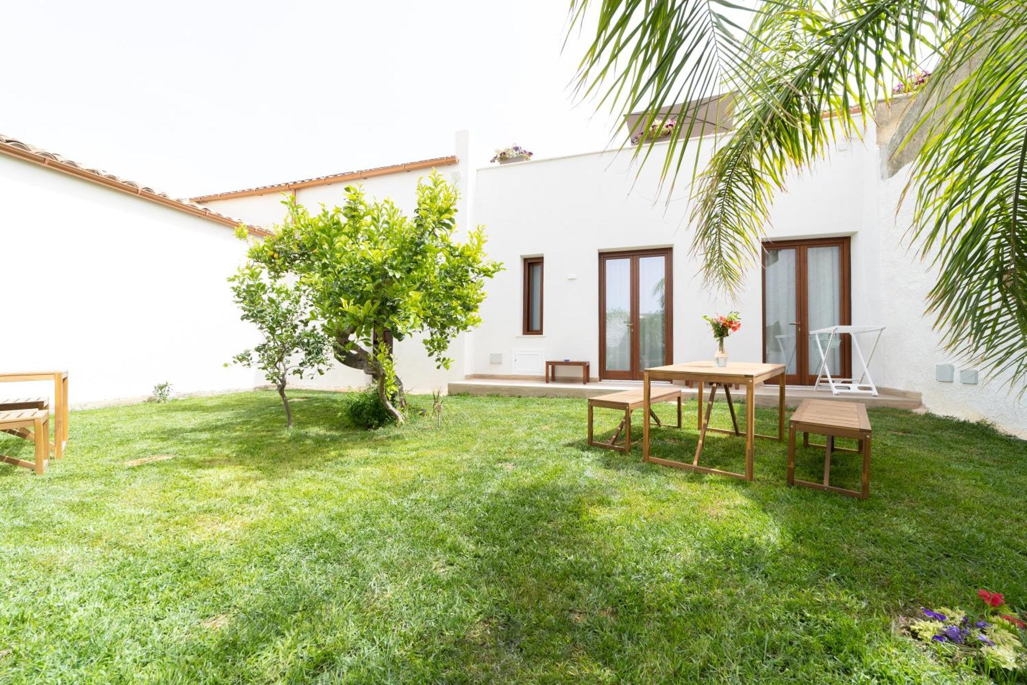 Baglio Tuzza Hotel Marsala Exterior photo